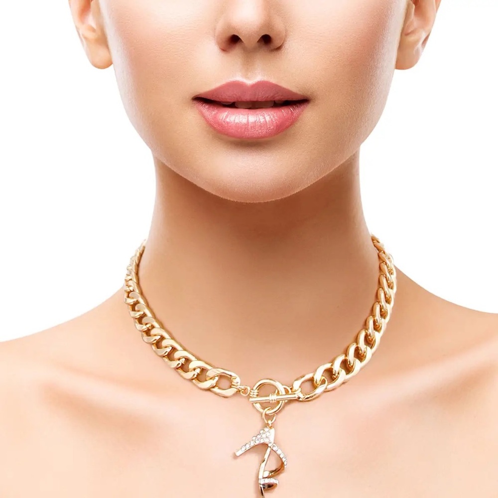 ✨Chain Necklace w/Heel Pendant✨